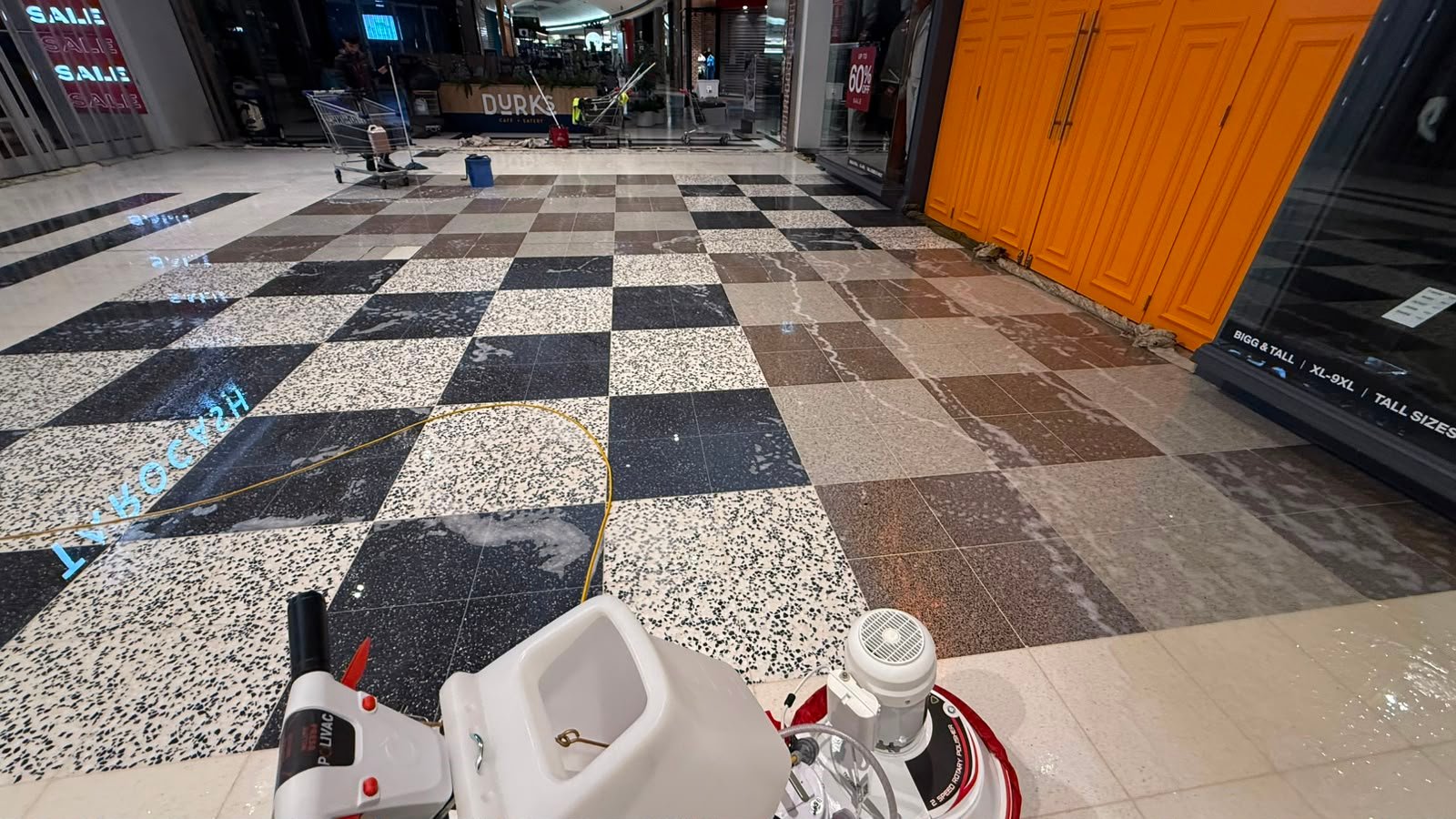 Shopping Centre Floor Cleaning